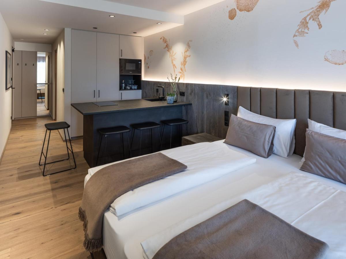 Arieshof Castell Apartment Сан Лоренцо ди Себато Екстериор снимка